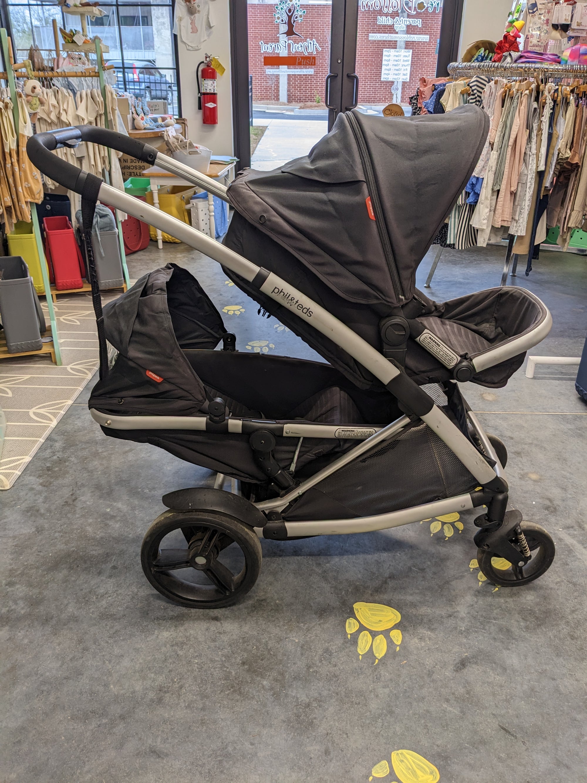 Resale Phil & Ted Promenade Single to Double Stroller